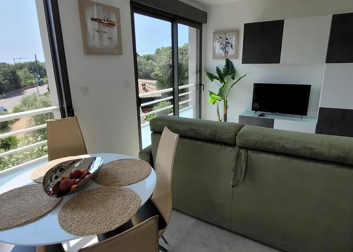 A Pinarello Corse Du Sud 4 Pers Vue Apartmán *