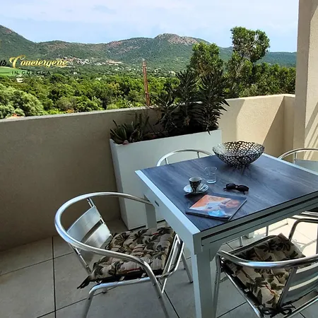 A Pinarello Corse Du Sud 4 Pers Vue Sainte-Lucie de Porto-Vecchio