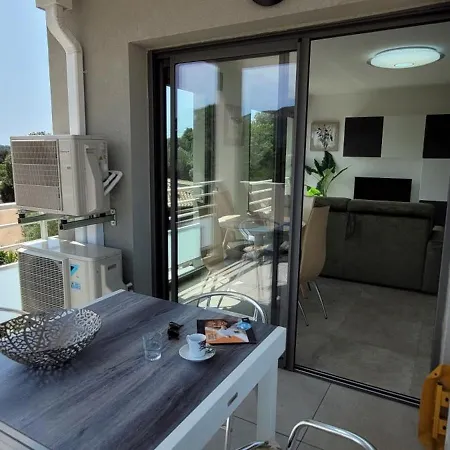 Appartement A Pinarello Corse Du Sud 4 Pers Vue *