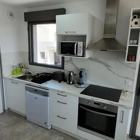 A Pinarello Corse Du Sud 4 Pers Vue Appartement Sainte-Lucie de Porto-Vecchio
